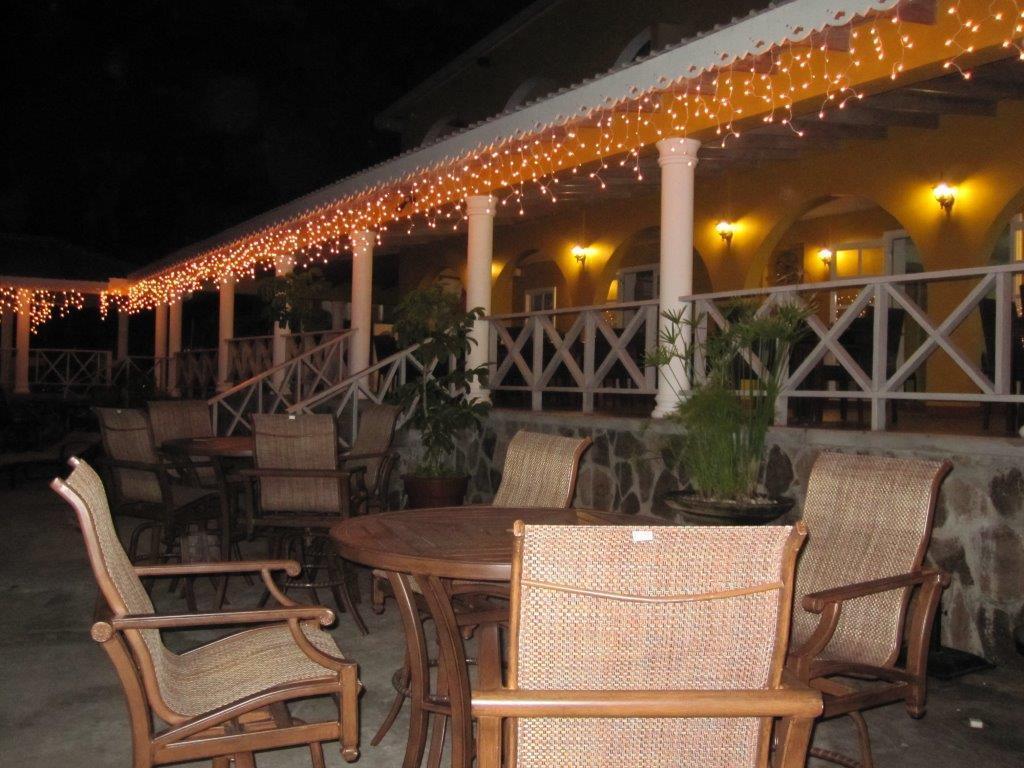 Paradise Beach Hotel Kingstown Exteriör bild